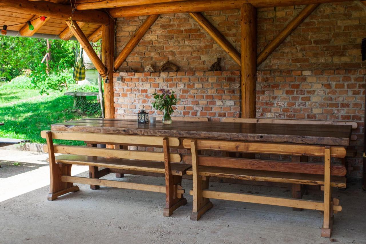 Na Okic - A Private Forest Oasis Sveti Martin pod Okicem Luaran gambar